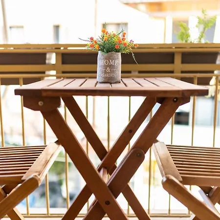 Laura's Appartamento