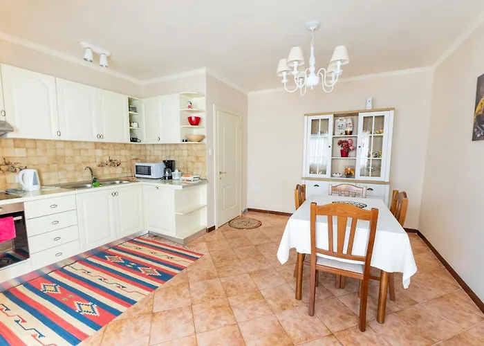 Laura's Apartamento *