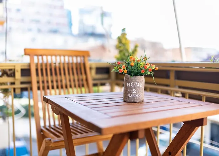 Laura's Apartamento Tirana